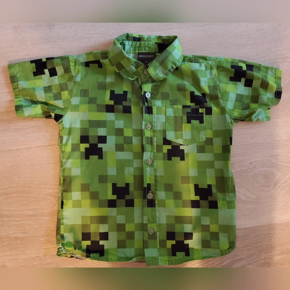 Minecraft Boys' Green Pixel Pattern Shirt - Sz 6